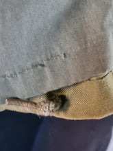 Load image into Gallery viewer, Vietnam war US Army early M65 jacket