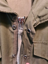 Load image into Gallery viewer, Vietnam War era M65 jacket and liner