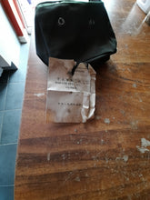 Load image into Gallery viewer, Vietnam War Chicom issue first aid pouch