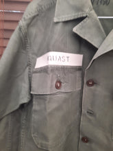 Load image into Gallery viewer, US Vietnam war 1st pattern Fatigue shirt 11th Airborne