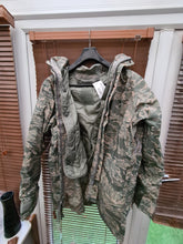 Load image into Gallery viewer, USAF ACU camo ORC IND parka improved + liner