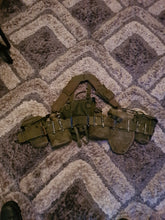 Load image into Gallery viewer, US Vietnam war M56 webbing set