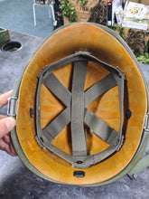 Load image into Gallery viewer, US Vietnam war M1 helmet