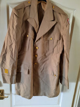 Load image into Gallery viewer, WW11 tan Officers jacket with Army service patch