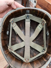 Load image into Gallery viewer, Vietnam war US M1c painted helmet with 65 dated liner