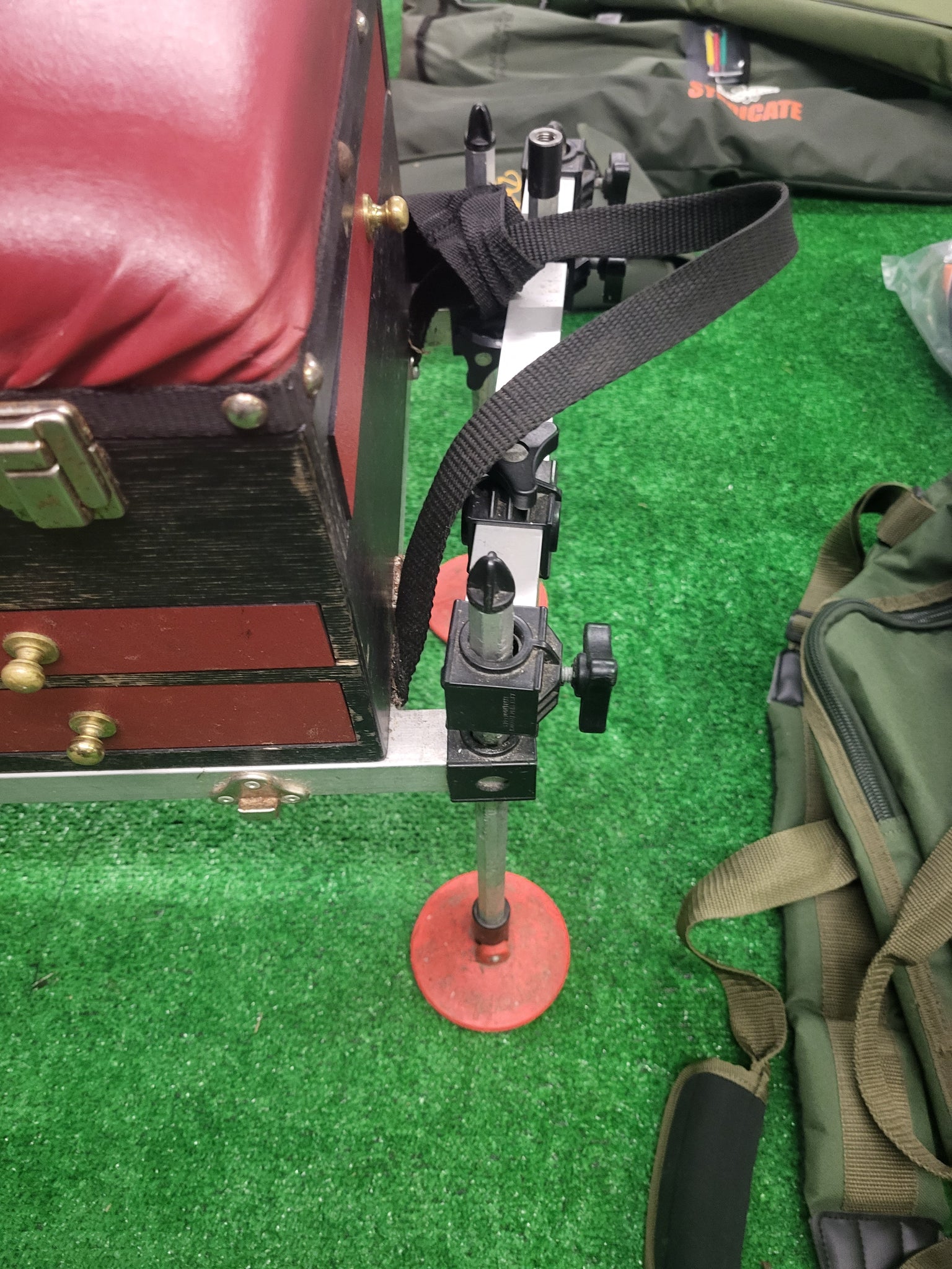 grand slam tackle box Grandslam 5 drawer seat box used – Bat 21 Militaria and Surplus