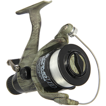 Load image into Gallery viewer, Angling Pursuits Camo 40 - 3BB Carp Runner Reel with 12lb Line and Spare Spool
