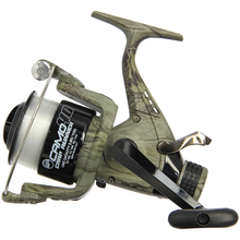 Load image into Gallery viewer, Angling Pursuits Camo 40 - 3BB Carp Runner Reel with 12lb Line and Spare Spool
