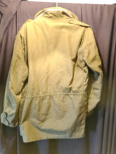Load image into Gallery viewer, Vietnam War era M65 jacket and liner
