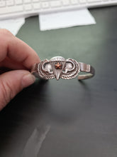 Load image into Gallery viewer, WW11 US Airborne solid silver jump wings on a solid silver bangle
