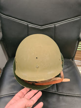 Load image into Gallery viewer, US WW11 Rear seam M1 helmet and Liner
