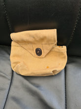 Load image into Gallery viewer, US WW11 Airborne Rigger pouch reproduction
