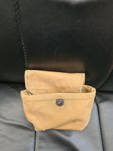 Load image into Gallery viewer, US WW11 Airborne Rigger pouch reproduction
