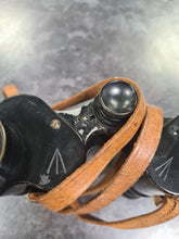 Load image into Gallery viewer, US WW1 Bausch and lomb binoculars mint
