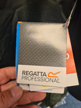 Load image into Gallery viewer, Regatta professional ISOTEX 5000 Jacket
