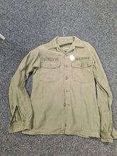 Load image into Gallery viewer, Vietnam war 3 rd pattern fatigue shirt
