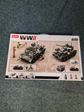 Load image into Gallery viewer, Sluban WW11 2 in 1 tank kit
