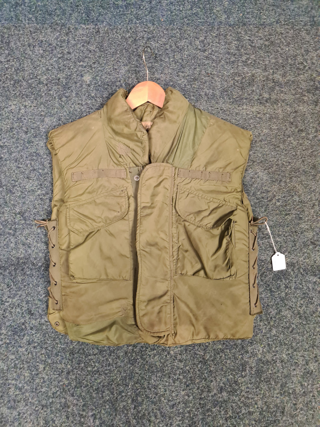 US Vietnam war 3/4 collar frag vest