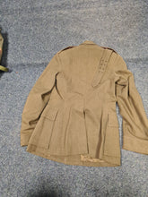 Load image into Gallery viewer, British Early WW11 4 pocket tunic Officers
