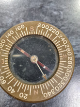 Load image into Gallery viewer, US WW11 Airborne wrist compass
