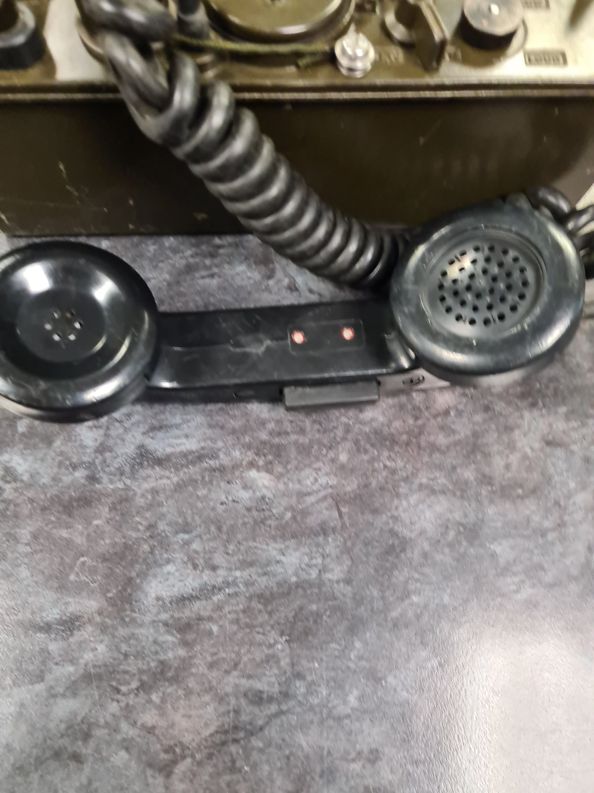 USA TA-312/PT Field phone – Bat 21 Militaria and Surplus