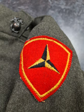 Load image into Gallery viewer, US WW11 Marine Corp tunic
