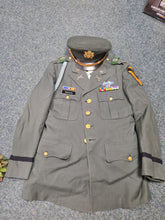 Load image into Gallery viewer, US Vietnam war AG 44 Officers dress uniform
