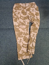 Load image into Gallery viewer, British Army Desert trousers Desert combat windproof
