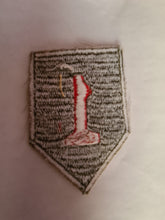 Load image into Gallery viewer, WW11/Vietnam war 1st infantry (Big Red One) shoulder patch
