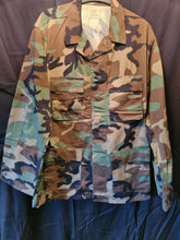 Load image into Gallery viewer, US woodland camo BDU jackets/shirts
