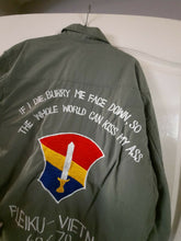 Load image into Gallery viewer, Vietnam war 3rd pattern rip stop reproduction tour jacket
