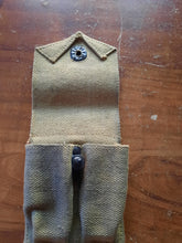 Load image into Gallery viewer, WW11 .45 reproduction magazine pouch
