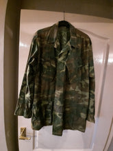 Load image into Gallery viewer, Vietnam war ERDL ripstop Brown dominant jacket
