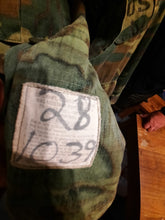 Load image into Gallery viewer, Vietnam war USMC ERDL ripstop jacket brown dominant(highland ) named
