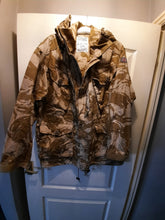 Load image into Gallery viewer, British army Desert jacket with wired hood in ripstop material
