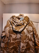 Load image into Gallery viewer, British army Desert jacket with wired hood in ripstop material
